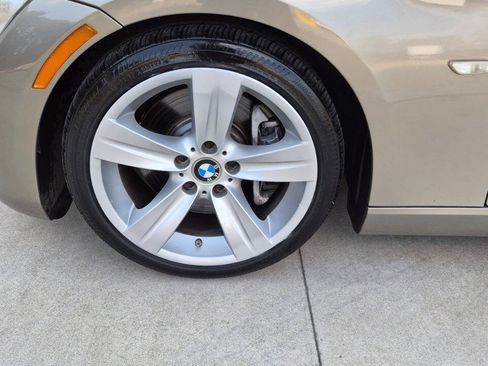 Used 2007 BMW 335i Convertible image 16