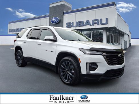 Used 2023 Chevrolet Traverse RS AWD/4WD image 1