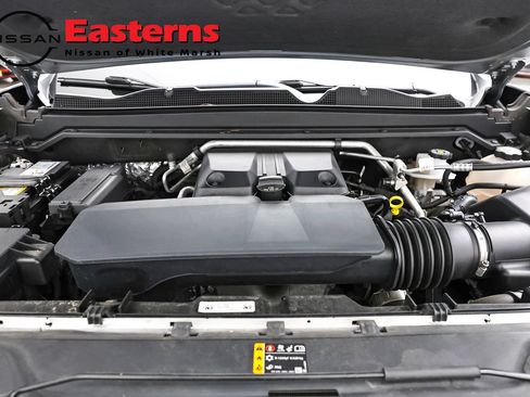 Used 2024 GMC Canyon Denali AWD/4WD image 7