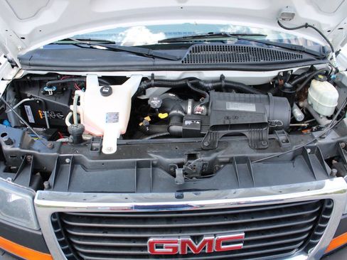 Used 2014 GMC Savana 1500 LT w/ LT Preferred Equipment Group RWD image 10