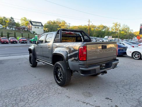 Used 2021 Chevrolet Colorado LT AWD/4WD image 7