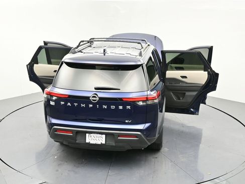 Used 2023 Nissan Pathfinder SV image 25