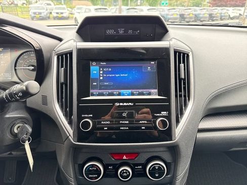 Used 2021 Subaru Crosstrek 2.0i AWD/4WD image 25