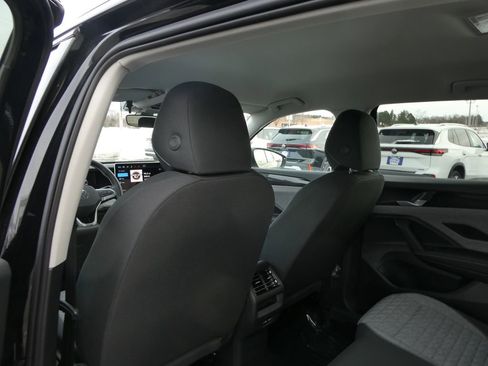 New 2026 Volkswagen Tiguan S AWD/4WD image 8