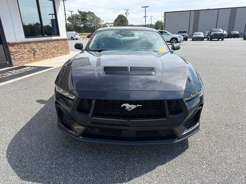 Used 2024 Ford Mustang GT RWD image 12