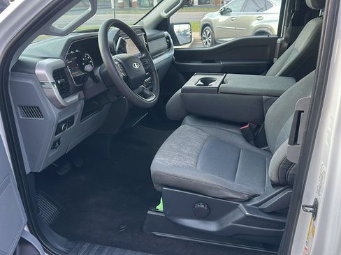 Used 2022 Ford F150 XLT RWD image 18