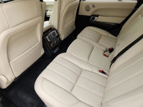 Used 2017 Land Rover Range Rover HSE AWD/4WD image 25