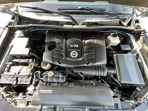 Used 2017 Nissan Armada Platinum w/ Captain Seat Package RWD image 34