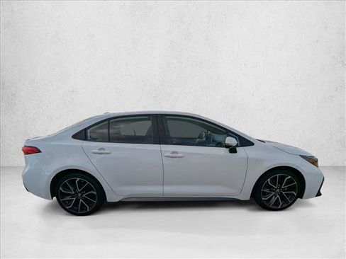 Used 2020 Toyota Corolla SE image 4