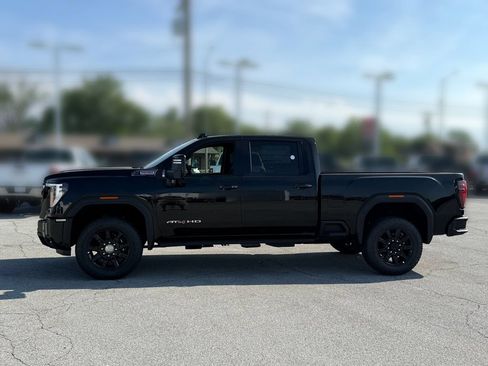 New 2026 GMC Sierra 2500 AT4 w/ AT4 Premium Plus Package AWD/4WD image 2