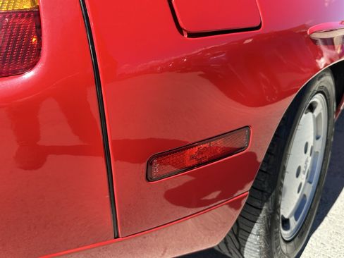 Used 1989 Porsche 928 S4 image 41
