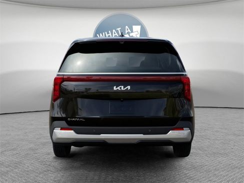 New 2026 Kia Carnival image 5