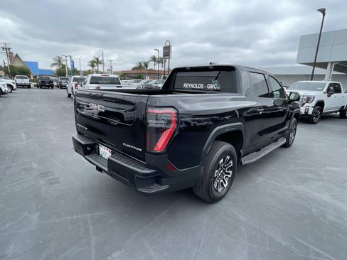 Used 2026 GMC Sierra EV Elevation AWD/4WD image 5