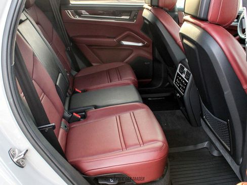 Used 2025 Porsche Cayenne GTS image 46