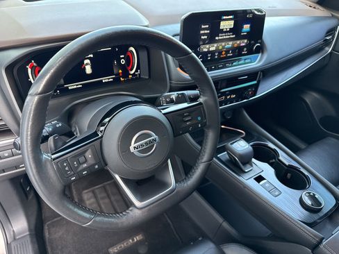 Used 2021 Nissan Rogue Platinum AWD/4WD image 22