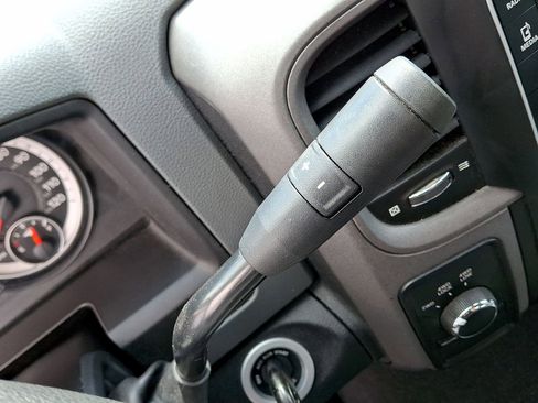 Used 2014 RAM 1500 Express AWD/4WD image 12