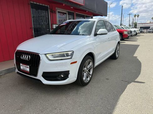 Used 2015 Audi Q3 2.0T Prestige w/ Prestige Package AWD/4WD image 2
