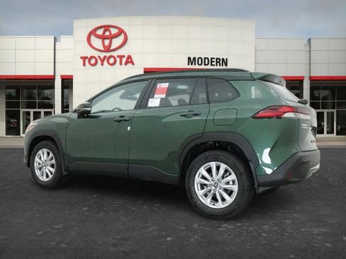New 2026 Toyota Corolla Cross LE FWD image 21