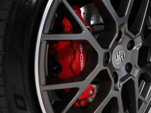 Used 2020 Porsche 911 Carrera S image 17