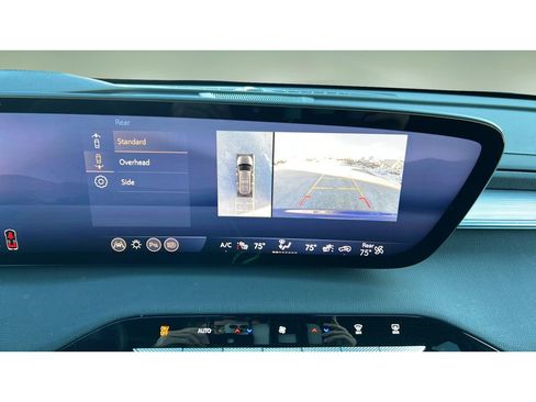 Certified 2025 Buick Enclave Preferred image 19