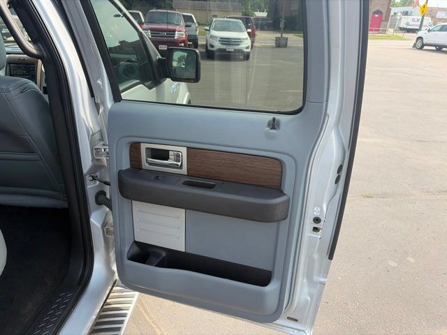 Used 2013 Ford F150 Lariat w/ Lariat Chrome Pkg AWD/4WD image 22