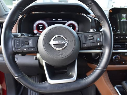 Used 2022 Nissan Pathfinder Platinum w/ Cargo Package image 19