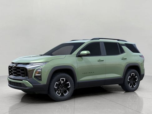 New 2026 Chevrolet Equinox ACTIV w/ Convenience Package III AWD/4WD image 2