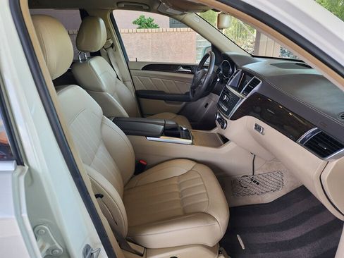 Used 2015 Mercedes-Benz GL 450 4MATIC w/ Lighting Package image 74