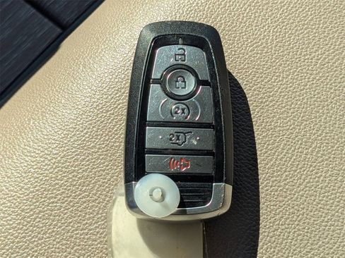 Used 2024 Ford Expedition Max Limited image 35