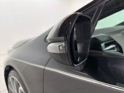 Used 2020 Toyota Corolla SE image 9