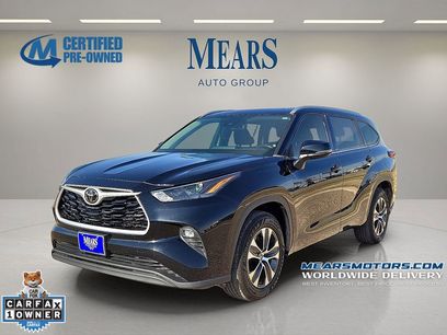 Used 2022 Toyota Highlander XLE