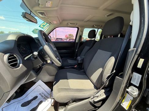 Used 2015 Jeep Patriot Sport w/ Power Value Group FWD image 6