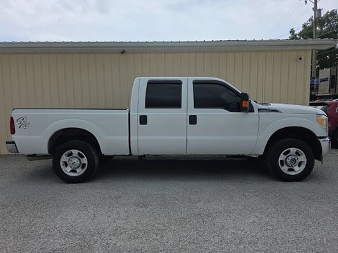 Used 2016 Ford F250 XLT AWD/4WD image 3