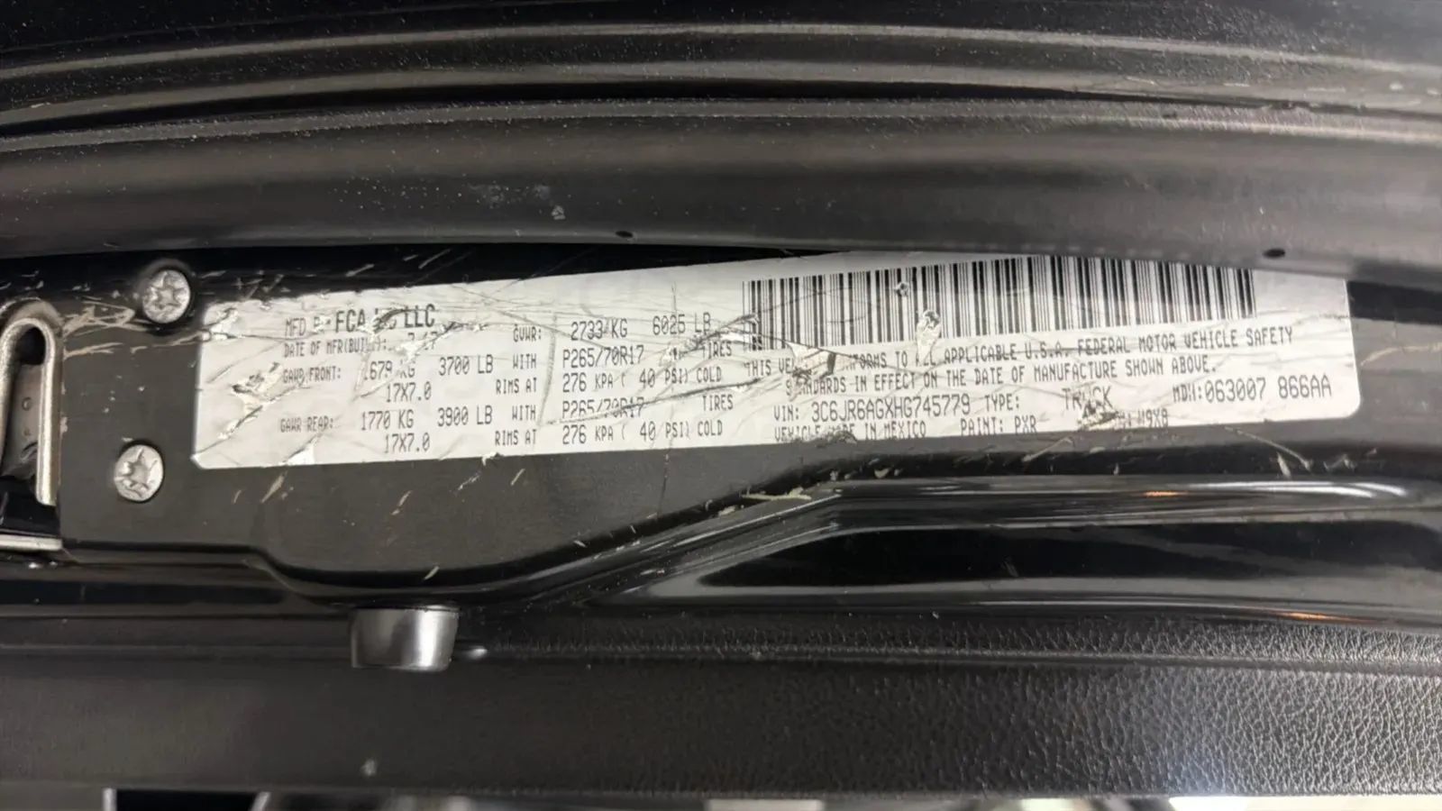 Used 2017 RAM 1500 Express RWD image 20