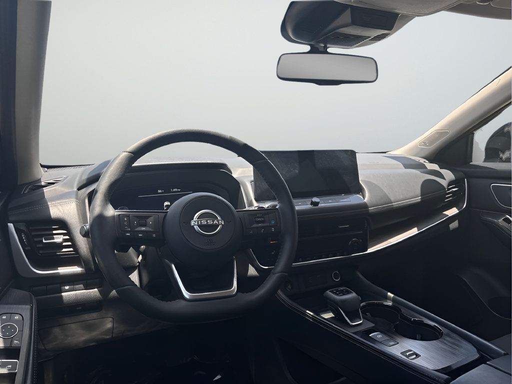 Used 2024 Nissan Rogue Platinum FWD image 15