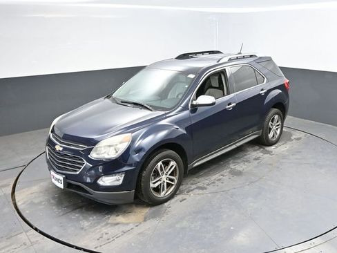 Used 2017 Chevrolet Equinox Premier w/ Enhanced Convenience Package image 24