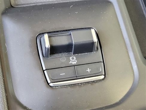 Used 2025 GMC Sierra 2500 Denali w/ Denali Reserve Package image 14