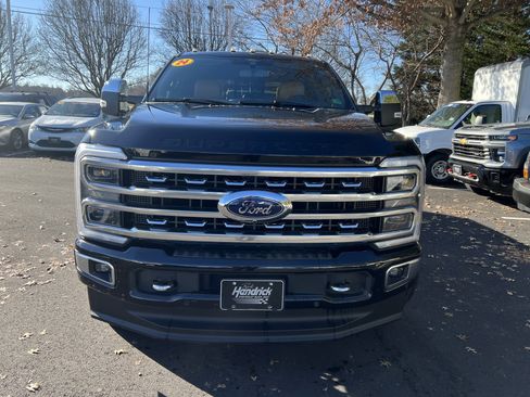 Used 2024 Ford F350 Platinum image 3
