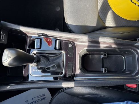 Used 2025 Jeep Compass Latitude image 39