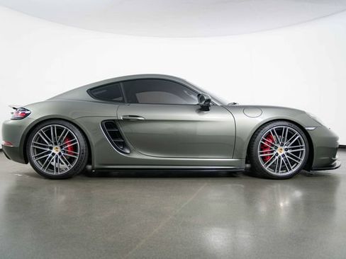 Used 2024 Porsche 718 Cayman S RWD image 9