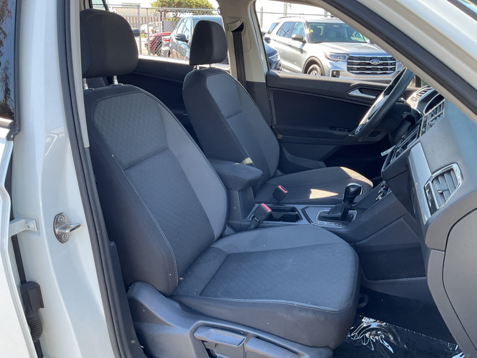 Used 2020 Volkswagen Tiguan S FWD image 21