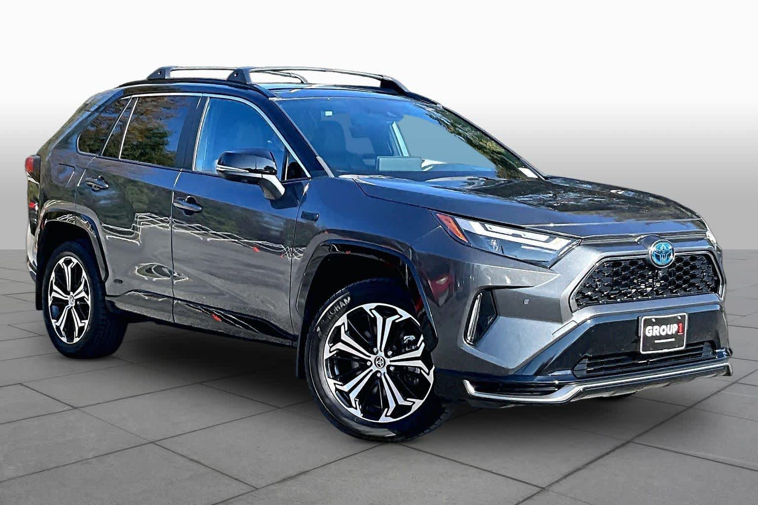 Used 2024 Toyota RAV4 XSE w/ Premium Package AWD/4WD image 2