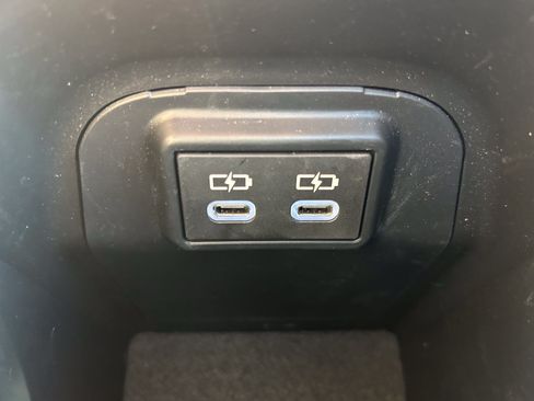 Used 2023 Toyota RAV4 XSE AWD/4WD image 36