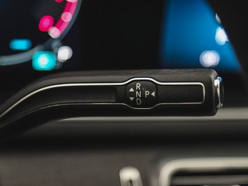 Used 2025 Mercedes-Benz GLE 450 GLE 450 w/ Night Package image 29