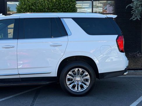 Used 2023 GMC Yukon Denali AWD/4WD image 11