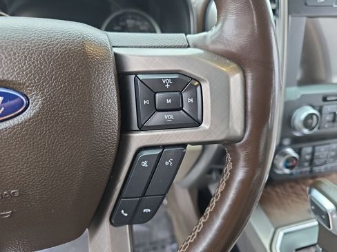 Used 2020 Ford F150 Limited w/ Trailer Tow Package image 18