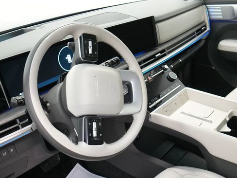 Used 2025 Hyundai Santa Fe Calligraphy image 14