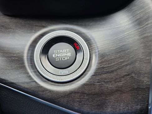 Used 2022 Jeep Grand Cherokee L Overland image 29