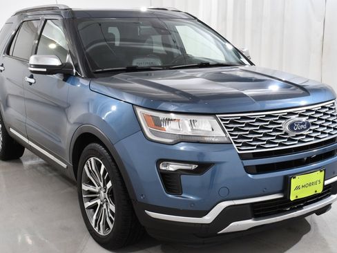 Used 2018 Ford Explorer Platinum image 4