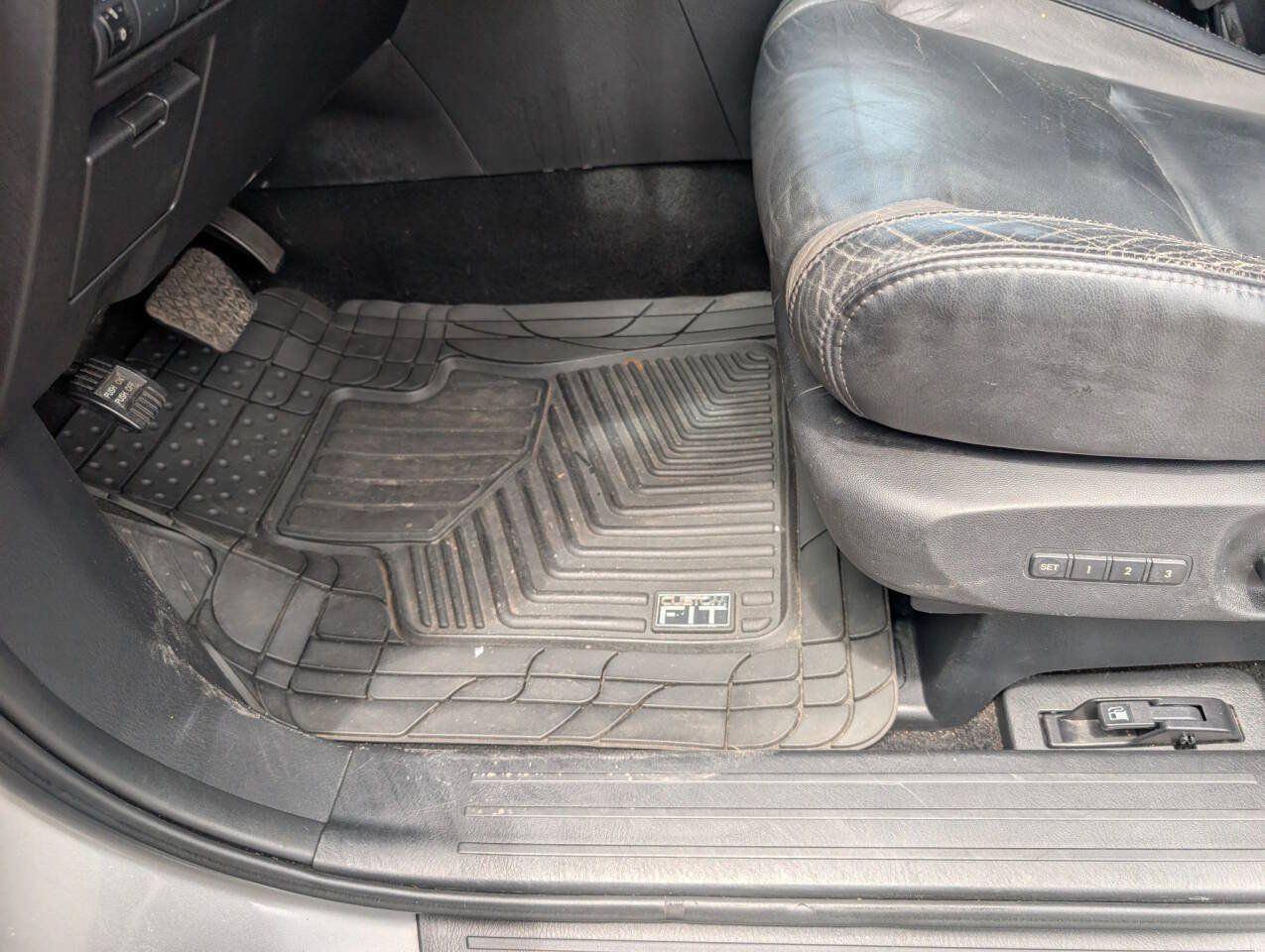 Used 2010 MAZDA CX-9 Grand Touring w/ Moonroof & Bose Audio Pkg FWD image 35